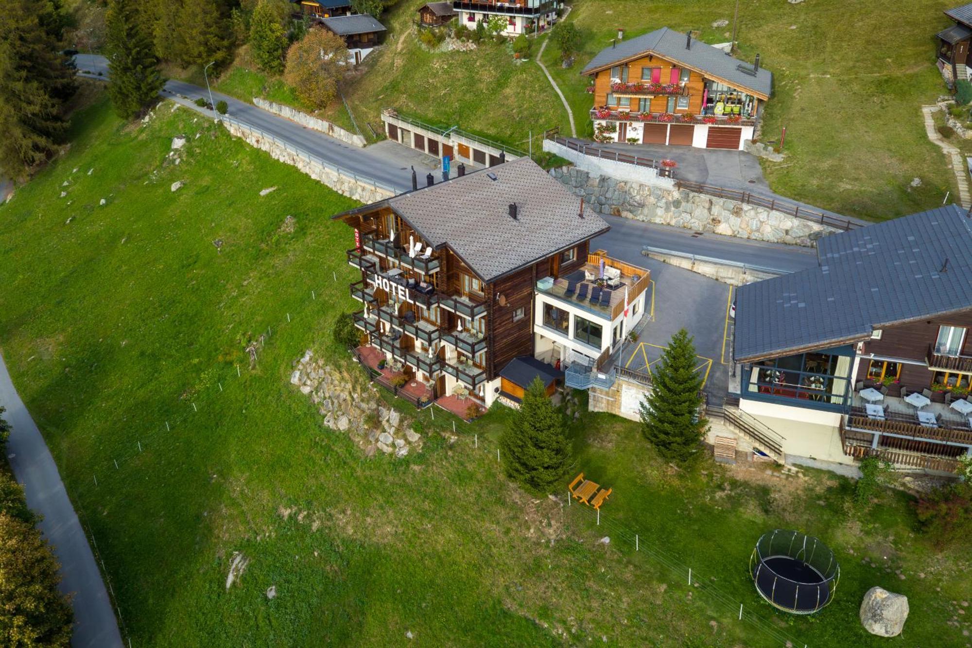 Hotel Bellwald Bagian luar foto