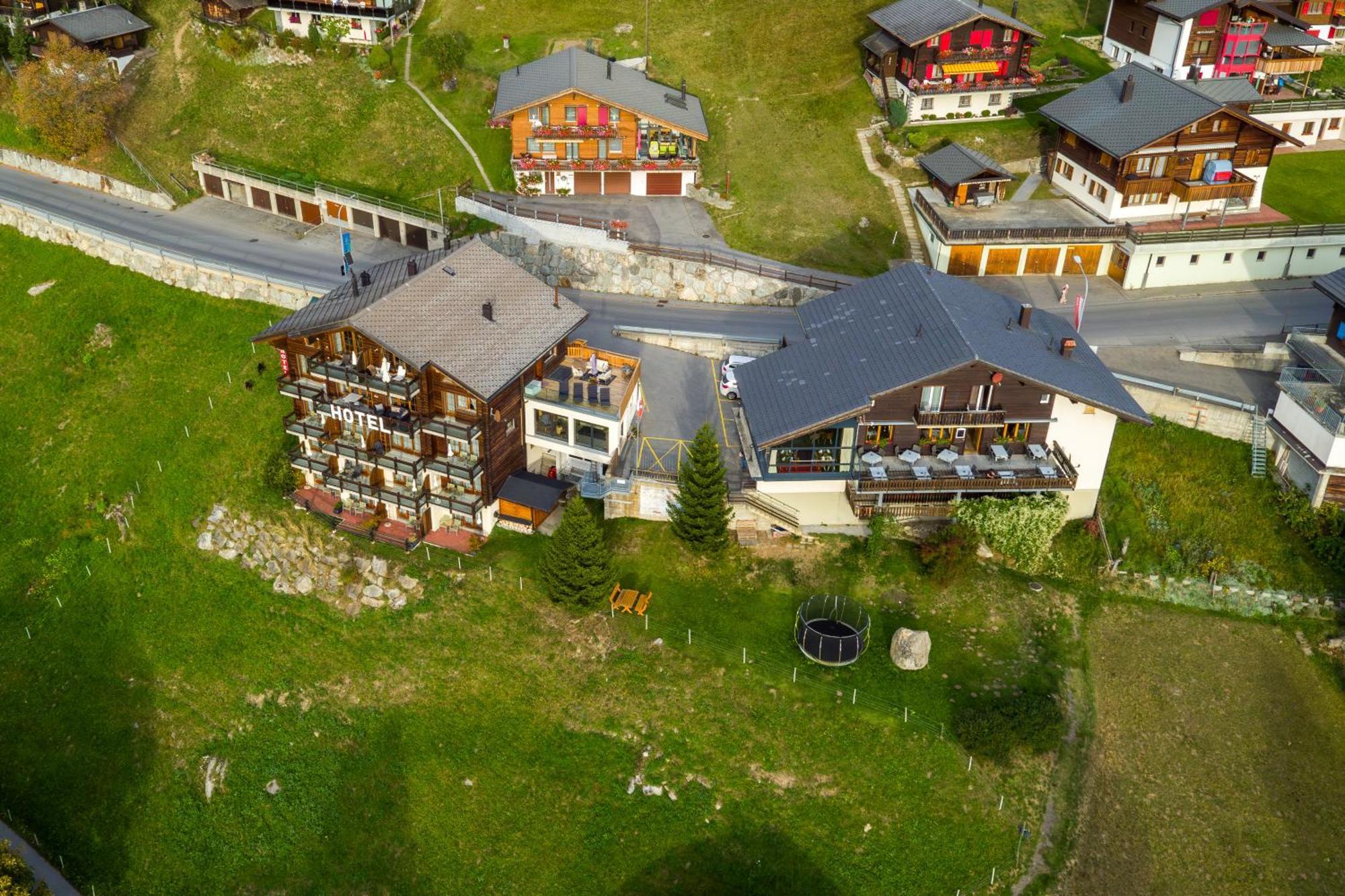 Hotel Bellwald Bagian luar foto